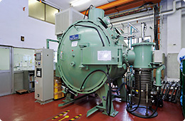 Vacuum furnace